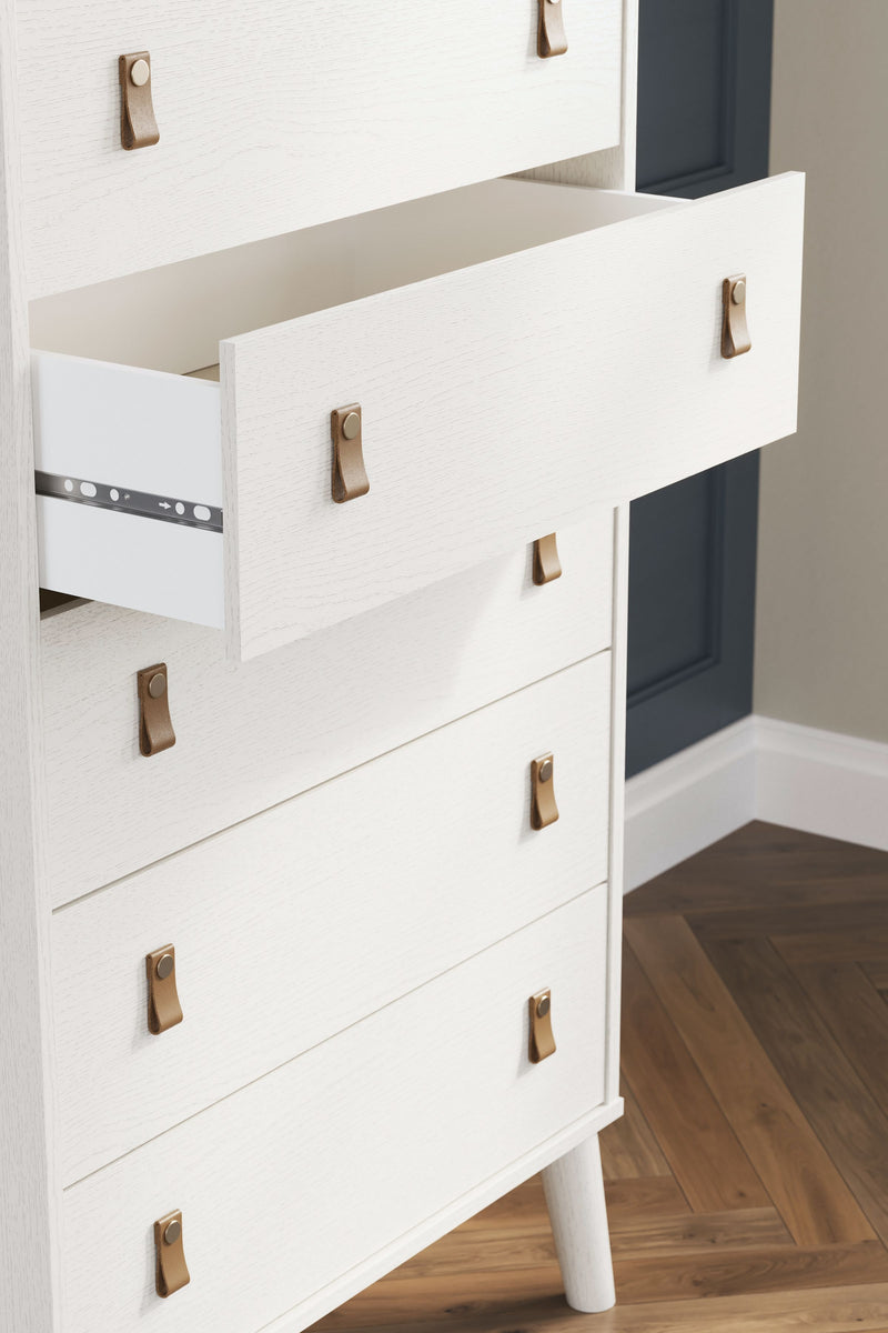 Aprilyn - White - Five Drawer Chest-Washburn's Home Furnishings