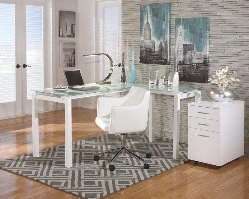 Baraga - White - Home Office Swivel Desk Chair-Washburn's Home Furnishings