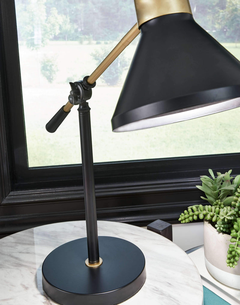 Garville - Black/gold Finish - Metal Desk Lamp (1/cn)-Washburn's Home Furnishings