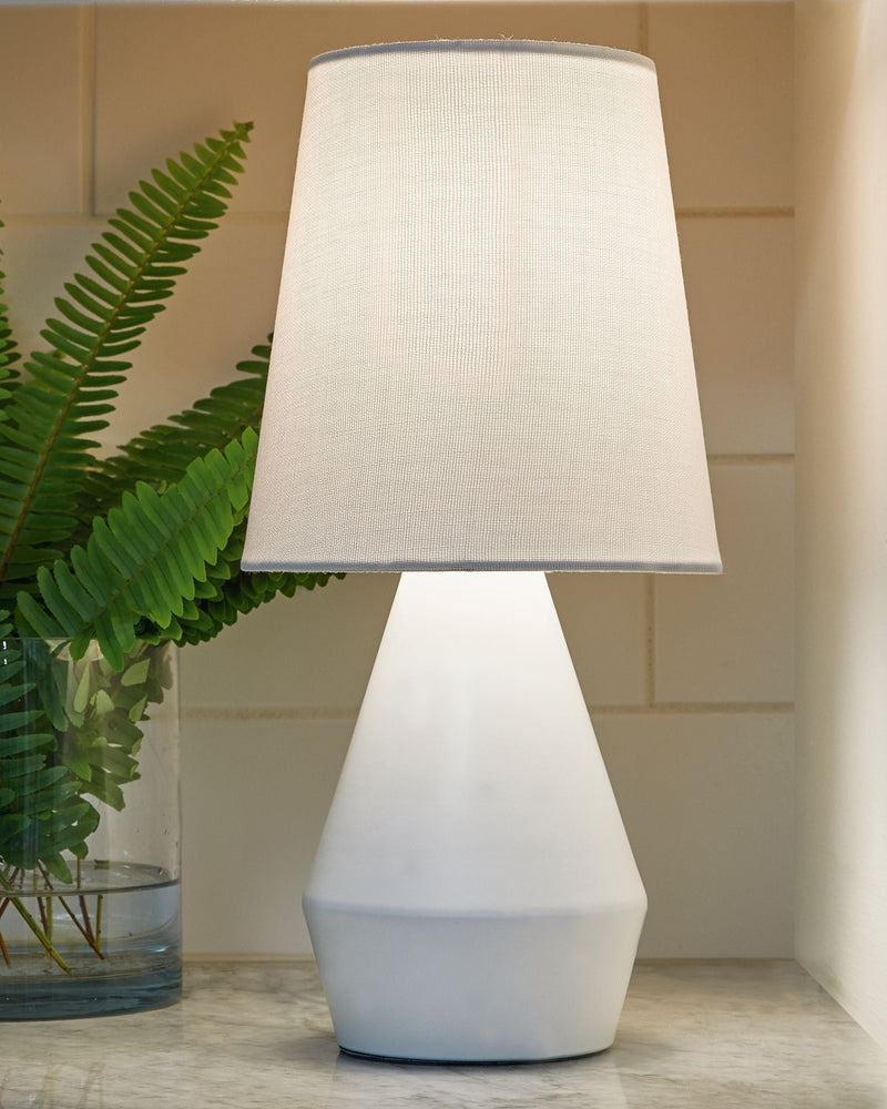 Lanry - White - Metal Table Lamp (1/cn)-Washburn's Home Furnishings