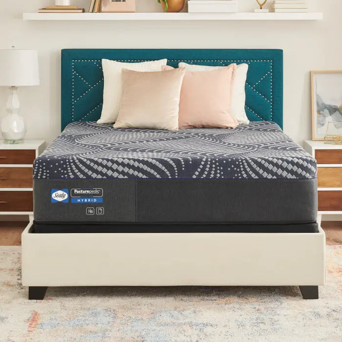 Sealy Brenham Hybrid Soft Mattress in Queen-Washburn's Home Furnishings